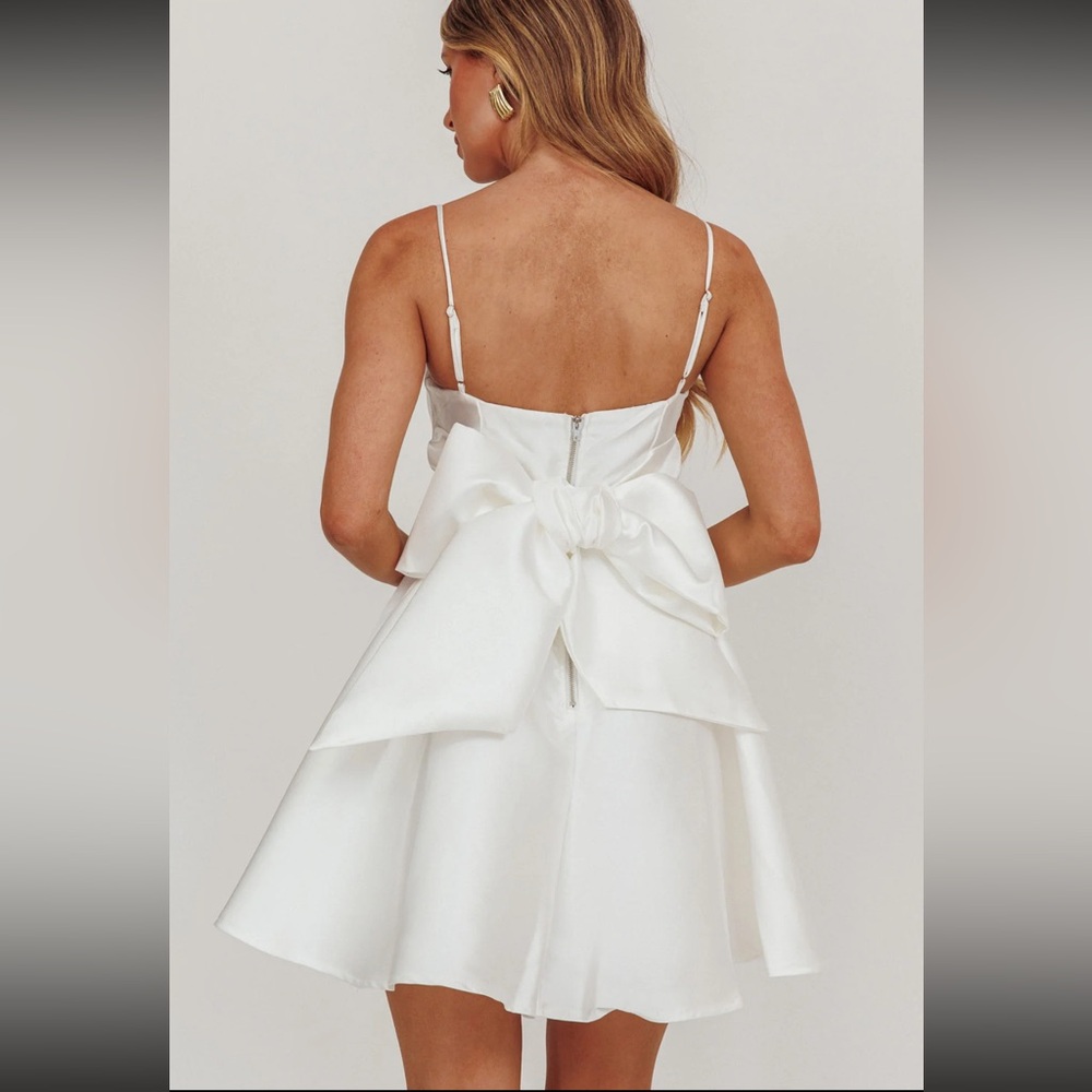 Selfie Leslie Athens Flared Bow Mini Dress White
